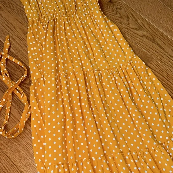 SHEIN dress - Picture 2 of 5